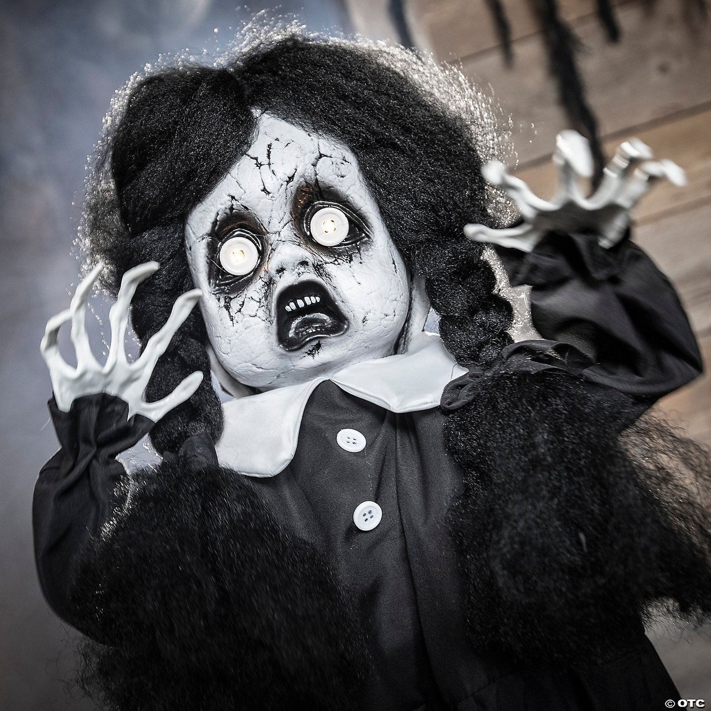 Girls | 3 Ft. Standing Animated Black & White Leather Shoes Girl