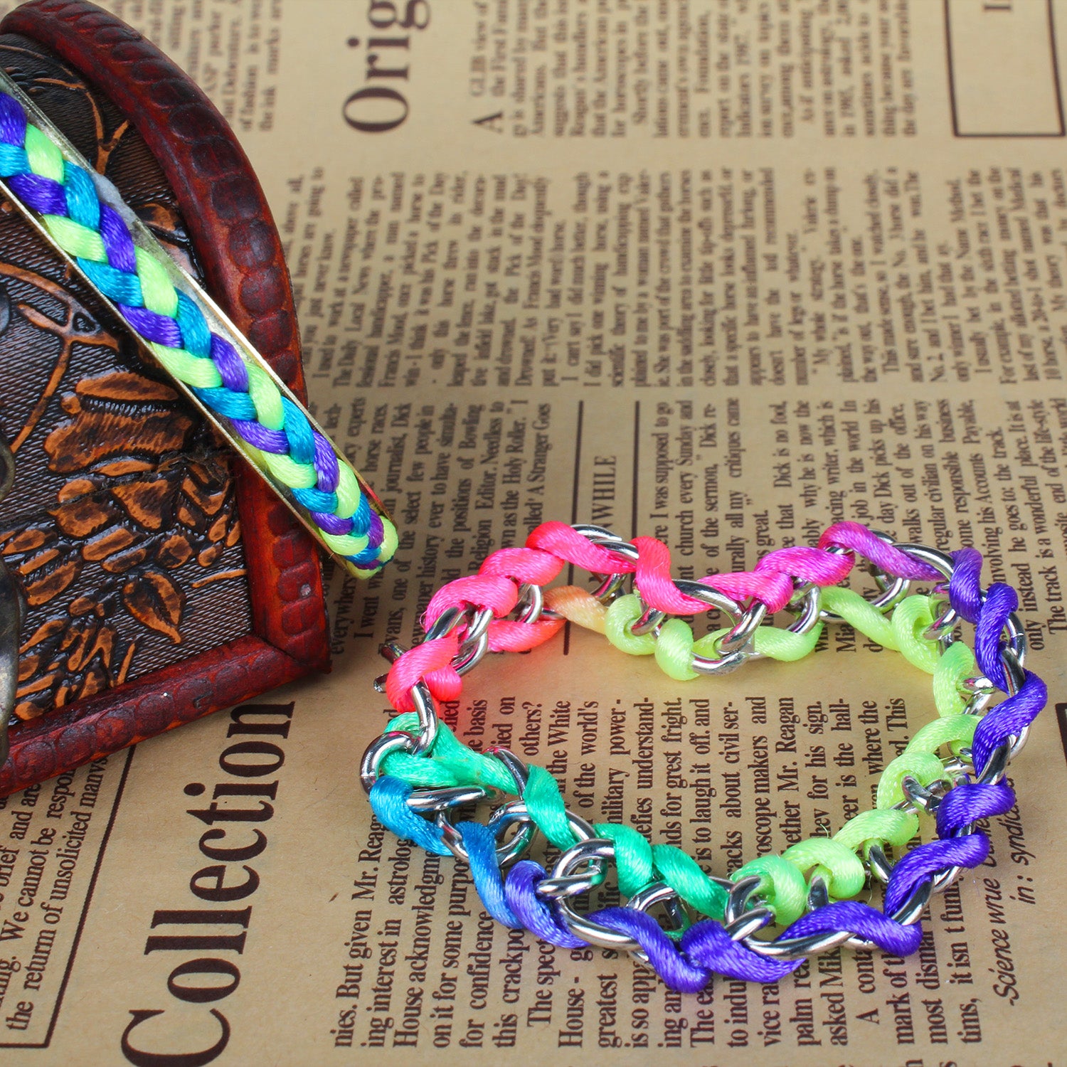 4-Piece Colorful Woven Burnished Gold Bracelet Set Apparel & Jewelry Retro