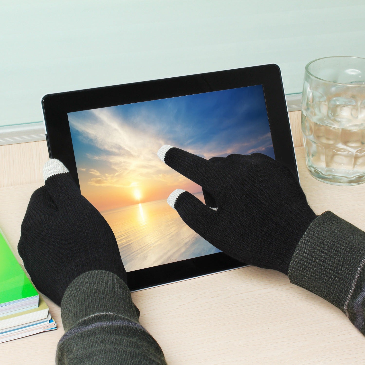 Unisex Touch Screen Gloves Full Finger Winter Warm Knitted Gloves For Warmth