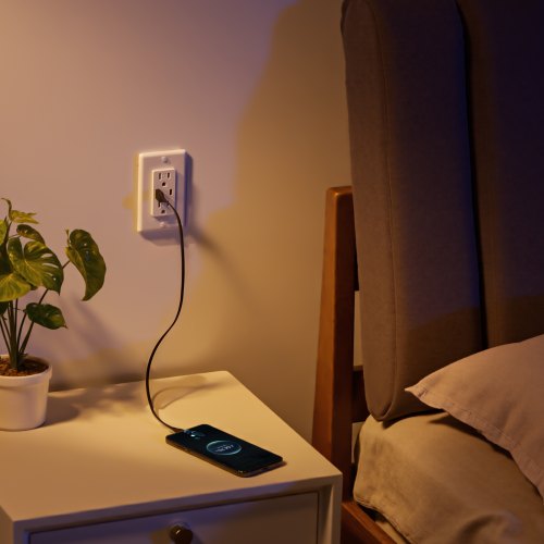 USB Wall Outlet 24 W 15A Tamper Resistant Electrical Outlet with 1 Type C